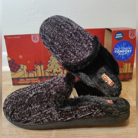 New In Box DF by Dear Foams Slippers Size XL 11-12W - Picture 1 of 3